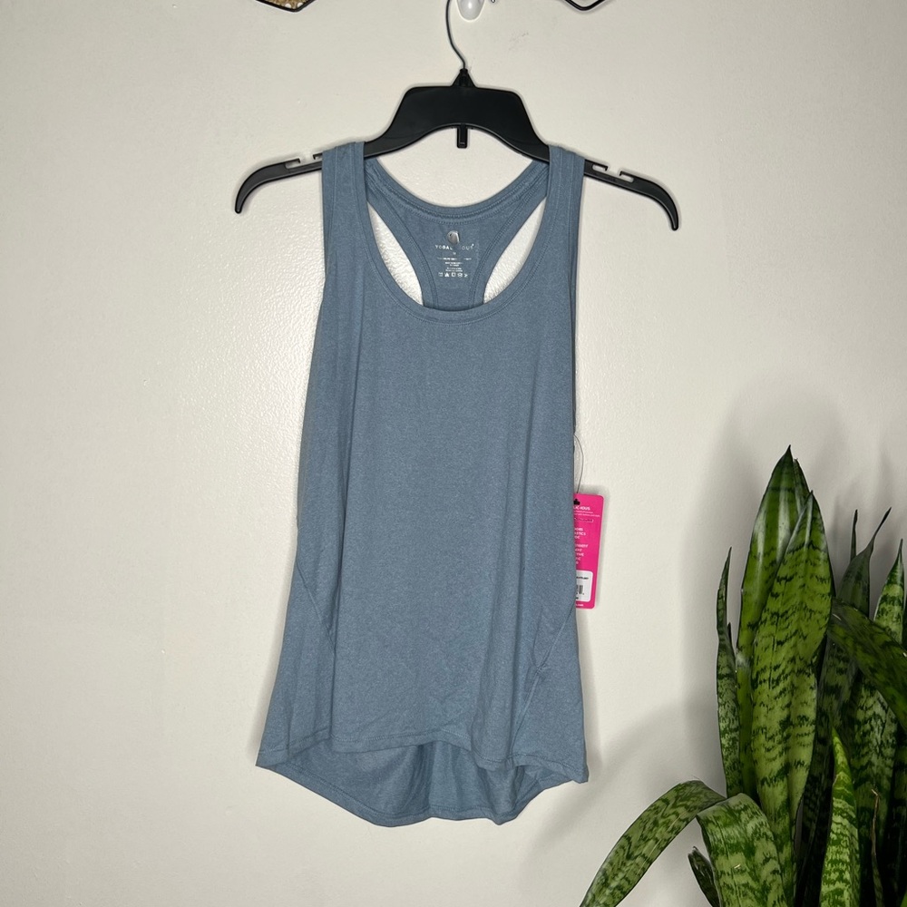 Blue grey yogalicious tank top, medium, stretchy